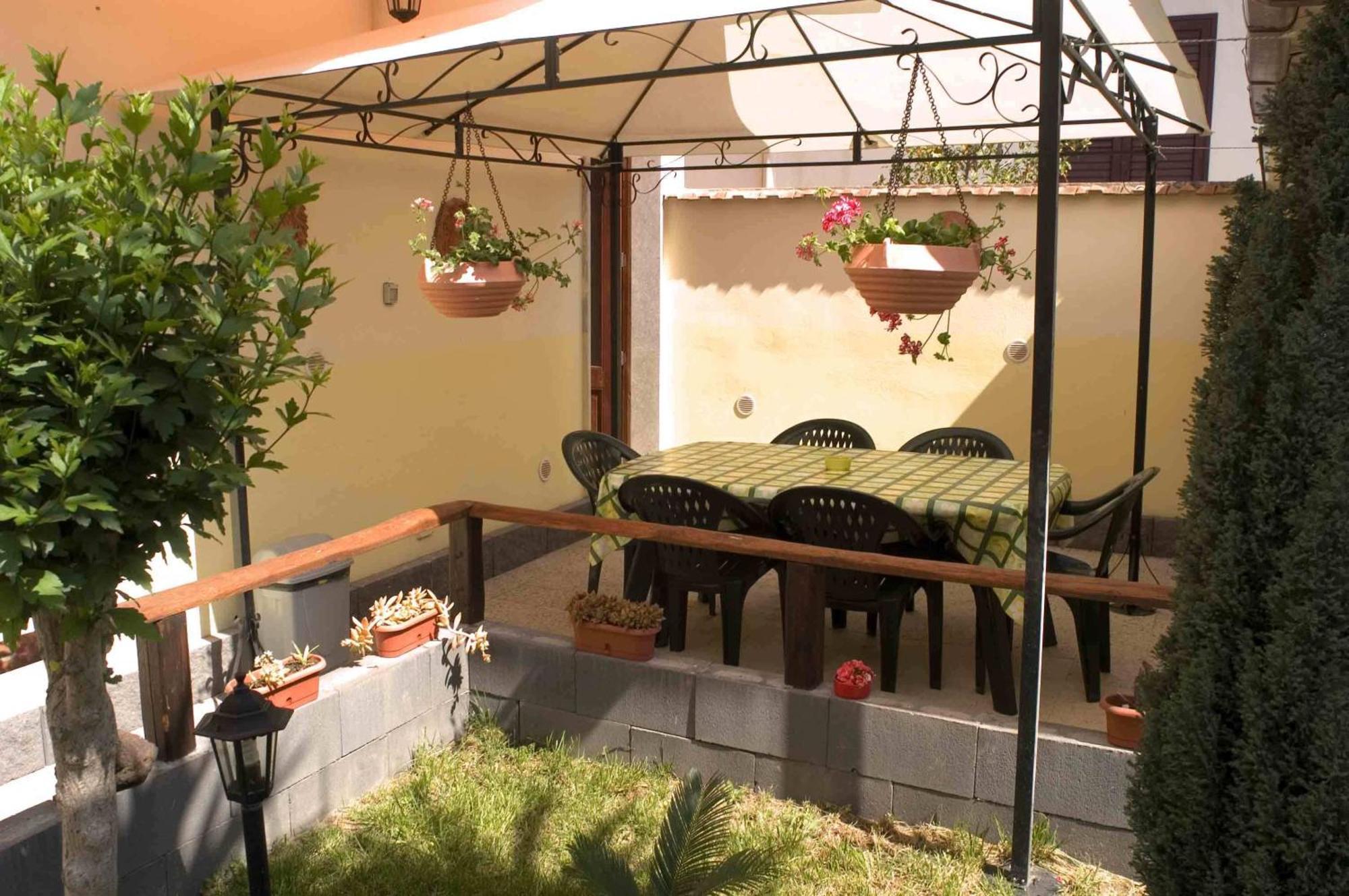 I Colori Del Sole Bed & Breakfast Fiumefreddo di Sicilia Exterior photo